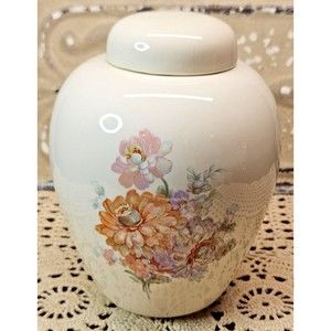 Beautiful Vintage Signed Hand Painted Pastel Flowers Ginger Jar w/ Lid
